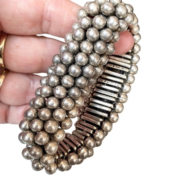 Vintage Signed Metal Pointu’s of Paris Silver Metal Stretch Bracelet - Picture 4 of 6